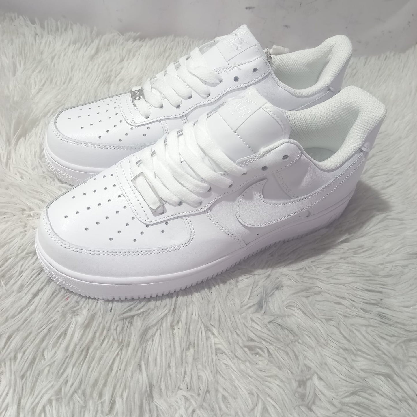 TENIS NIKE T SIZE 6½